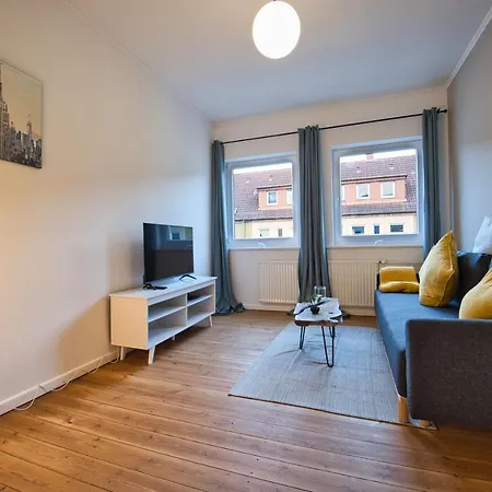 Appartement Heju - Parking - Kitchen - Netflix - Kingsize Bett à Lübeck Extérieur photo