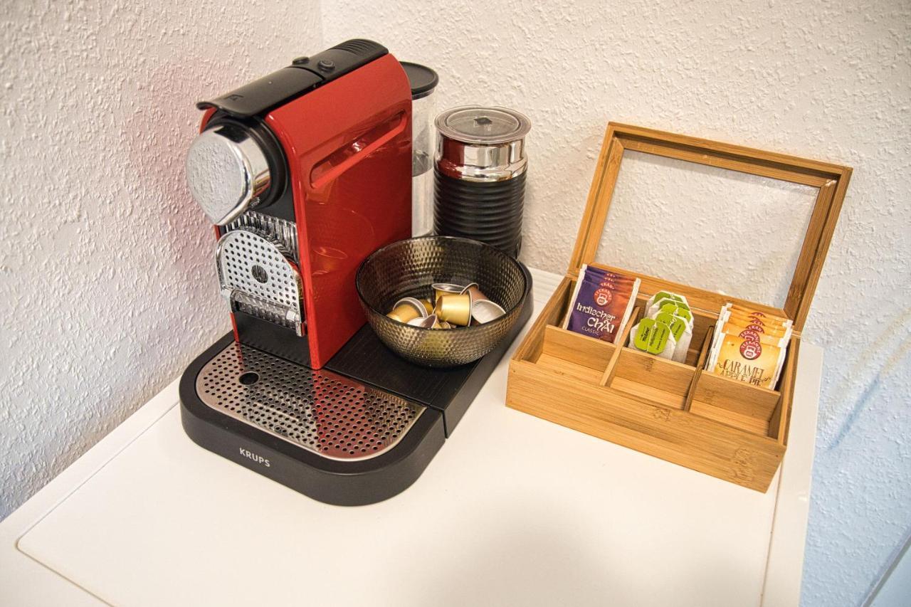 Heju - Parking - Kitchen - Netflix - Kingsize Bett * Lübeck