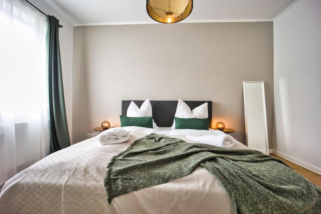 Heju - Parking - Kitchen - Netflix - Kingsize Bett * Lübeck